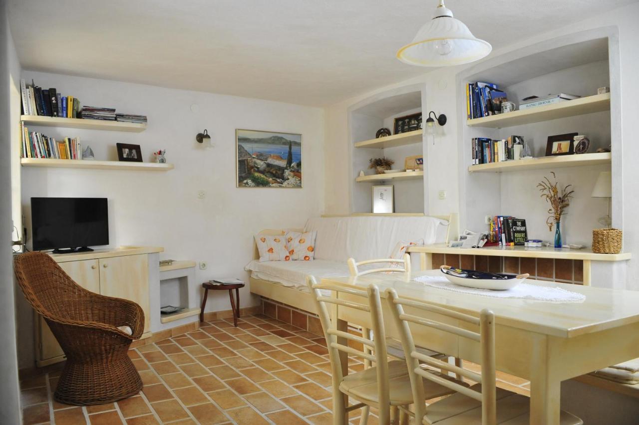 Villa Ana Rab Town Exterior photo