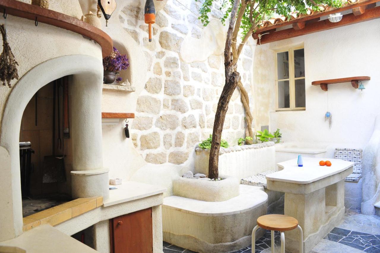 Villa Ana Rab Town Exterior photo